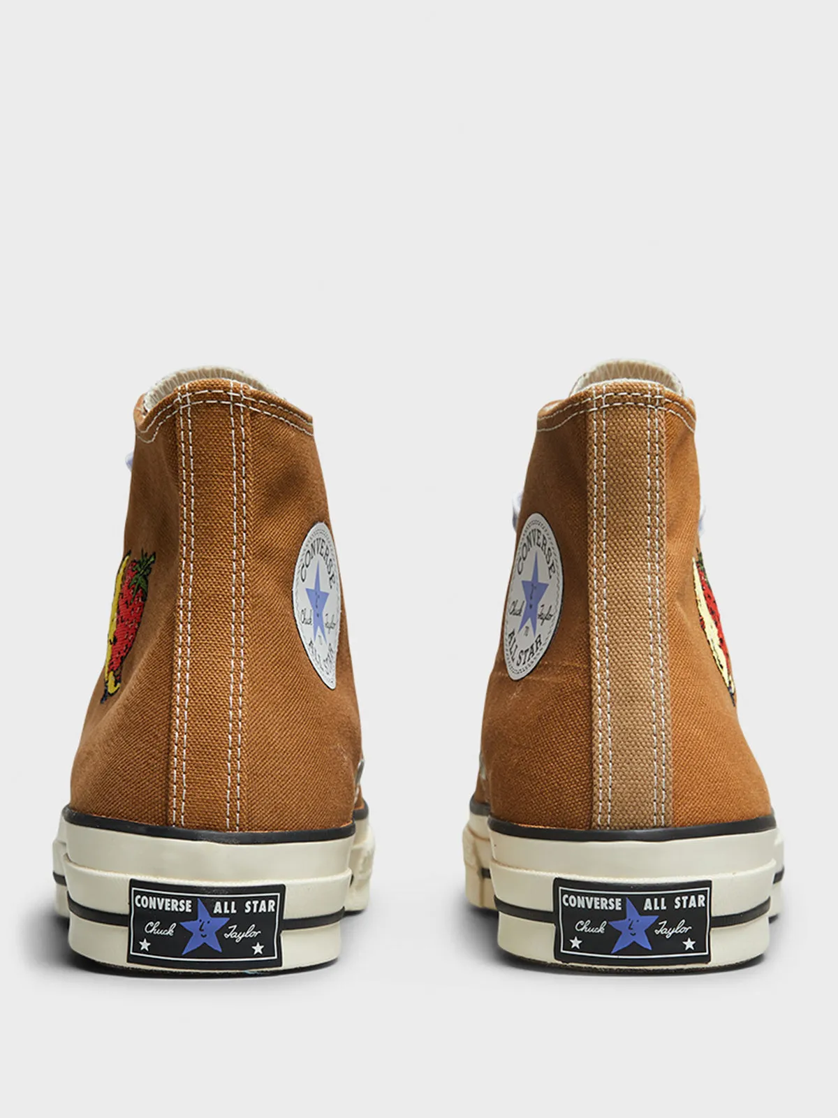 Converse Chuck Sneakers in Beige