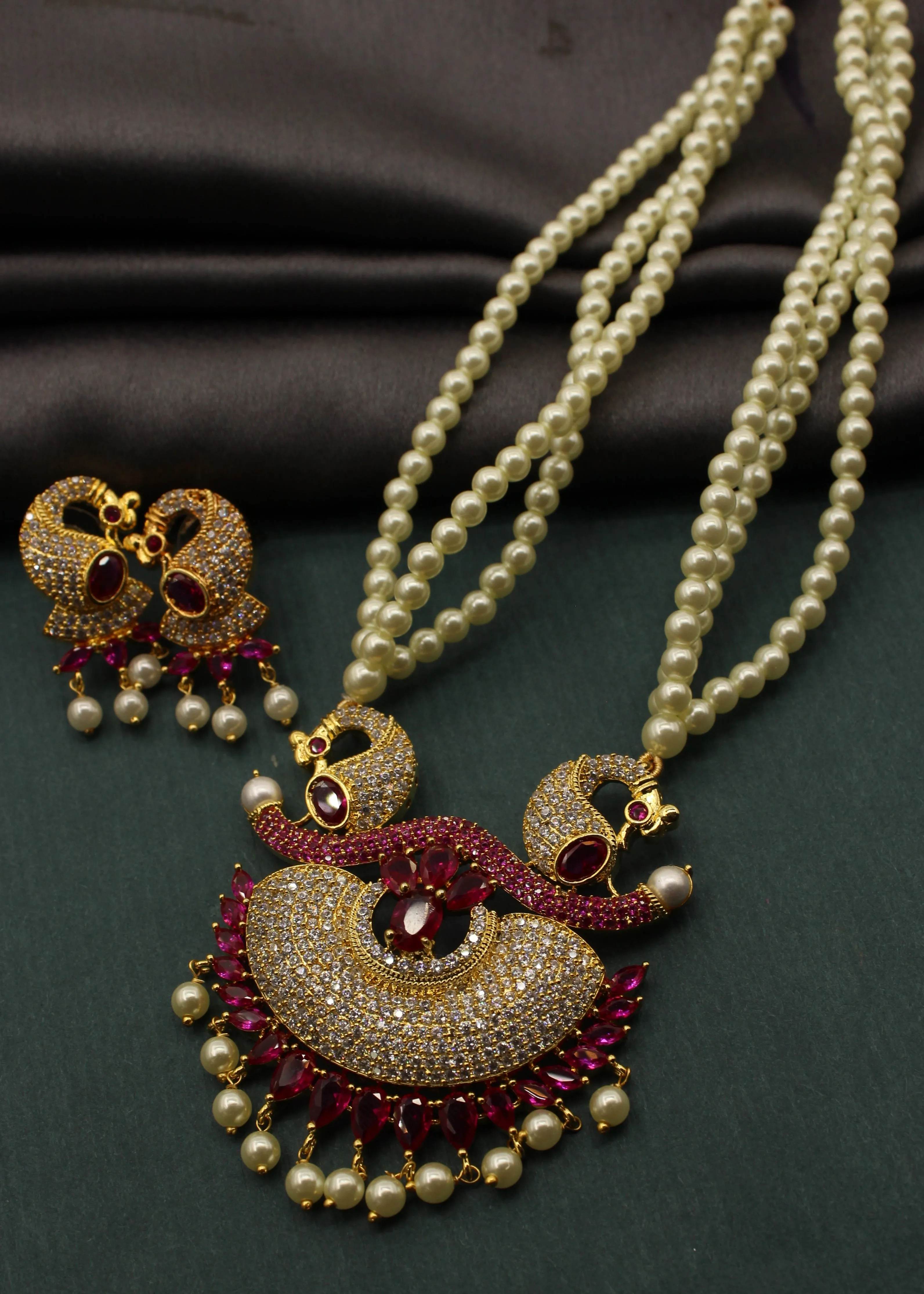 EXQUISITE BRIDAL NECKLACE