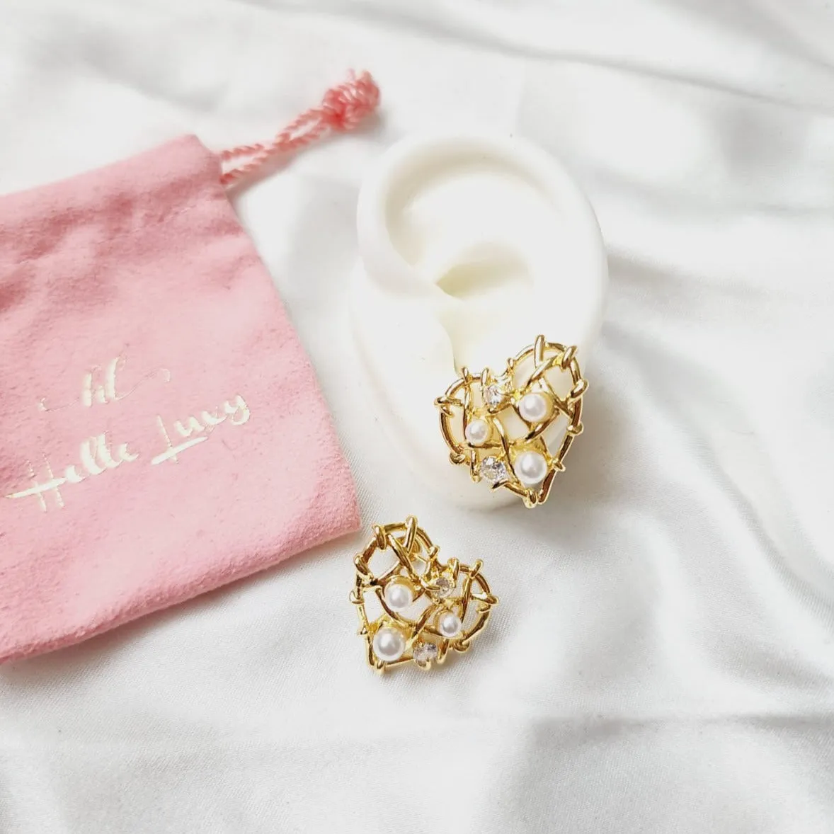 Inana Pearl Earrings