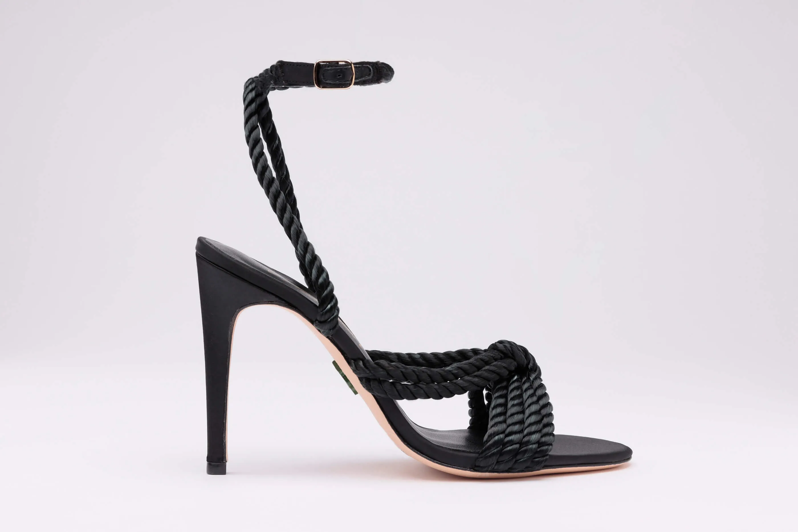 Selene Pumps • Black